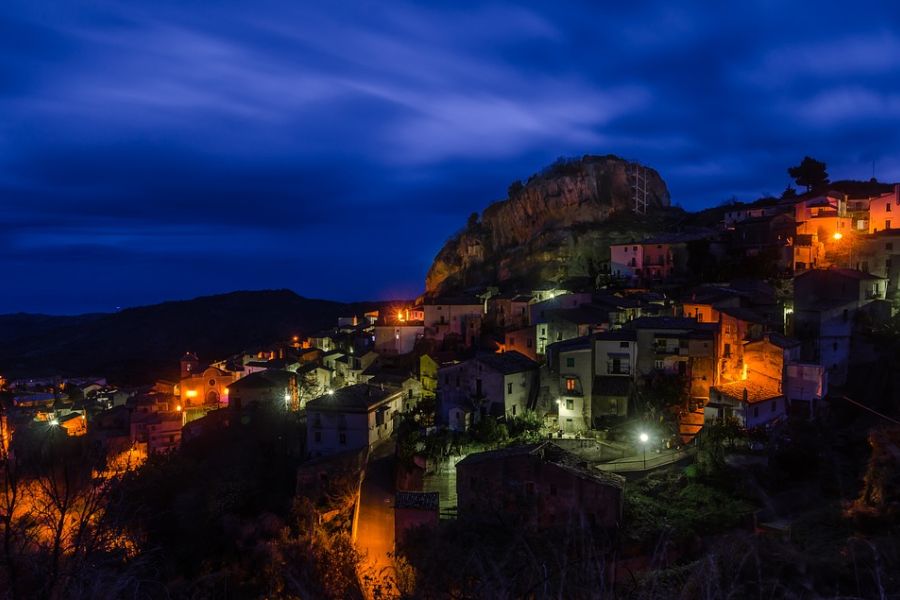 Esplora la 